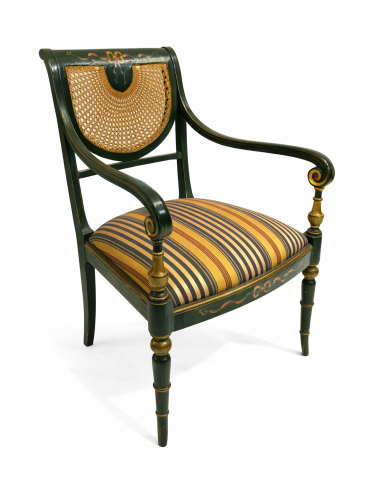 Poltrona moderna decorata verde, schienale con paglia di Vienna e sedile imbottito. In stile Regency
