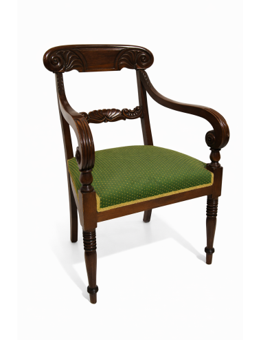 2 Poltrone in noce tess Green yellow dot. Gambe tornite, schienale con cimasa, braccioli e traverso intagliati