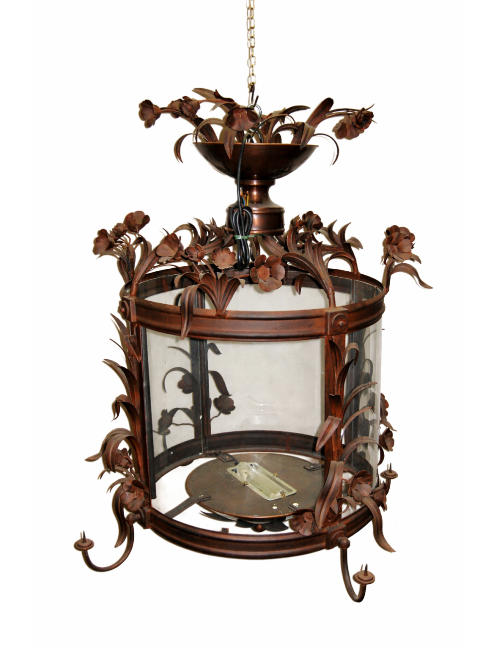 Lampadario moderno in ferro battuto e ottone