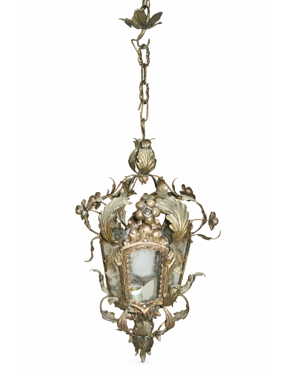 Lampadario a sospensione in stile classico-decorativo con struttura in ottone dorato anticatoottone