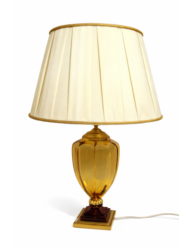 Lampada moderna con paralume