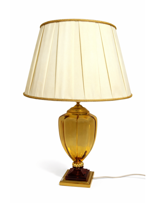 Lampada moderna con paralume