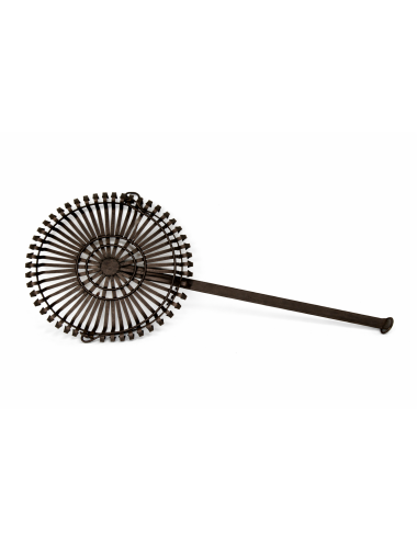 2 modern iron chestnut pans