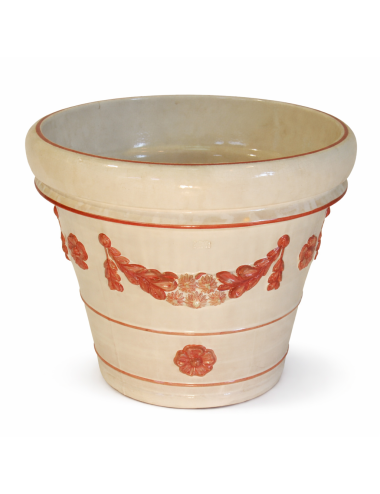 Vaso in ceramica smaltata  color avorio e motivi ornamentali in rilievo dipinti nei toni del rosso corallo