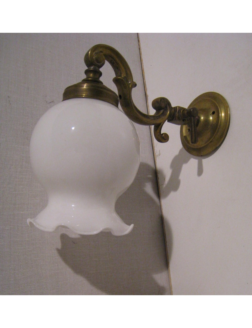 2 Brass wall sconces with opaline