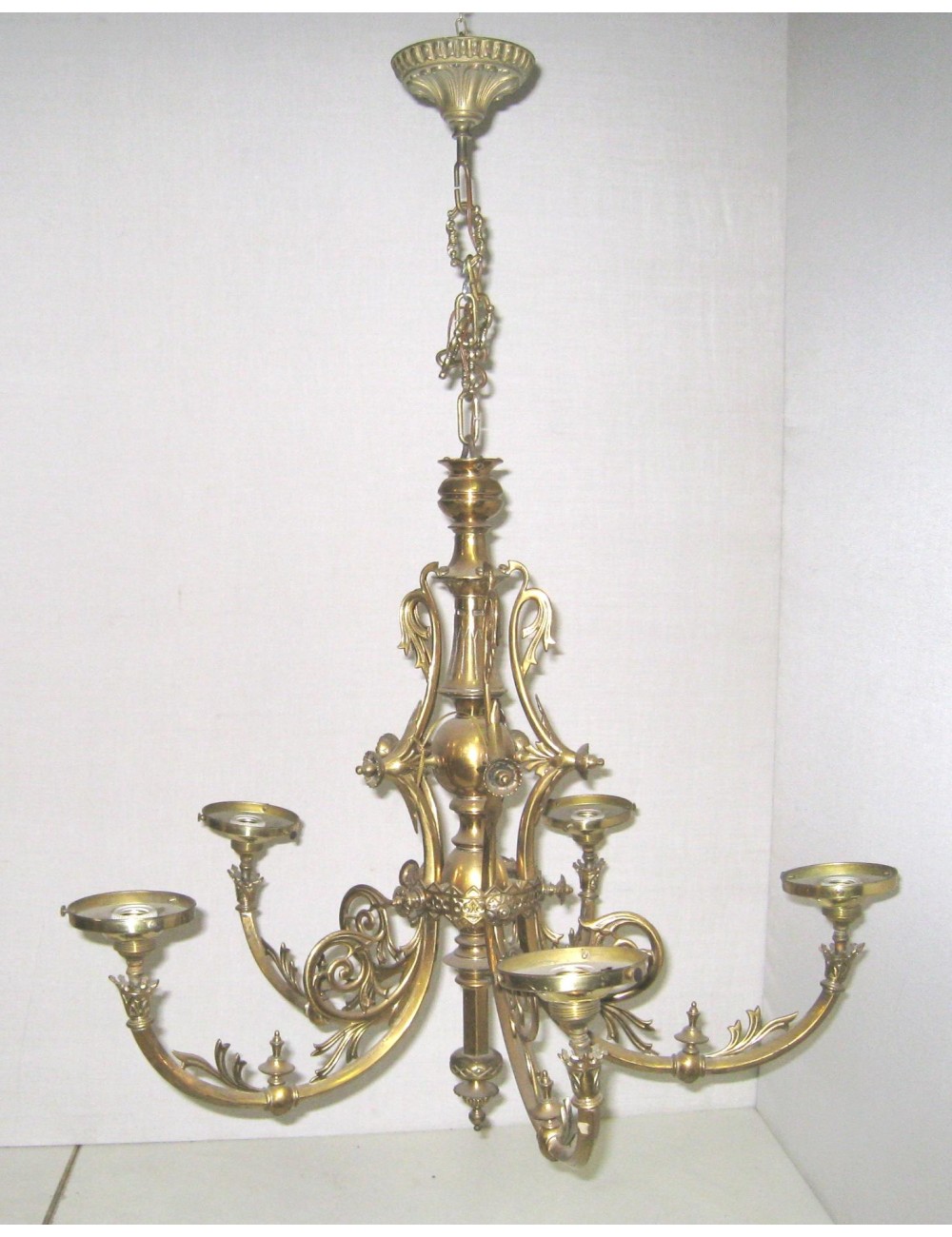 Lampadario in stile inglese