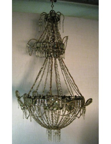 Cablaggio del lampadario con cristalli mancanti