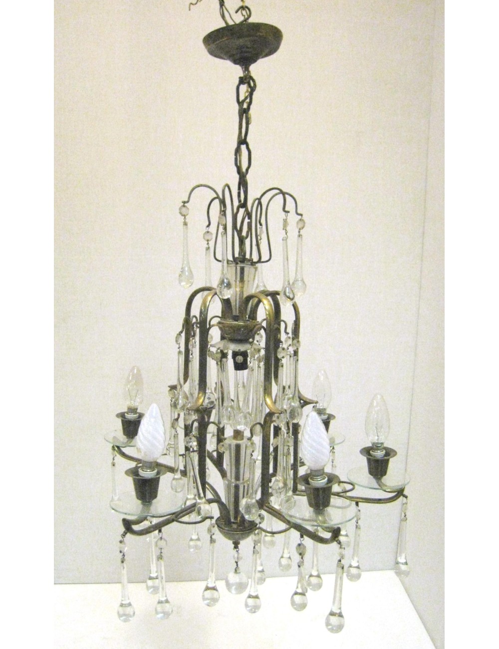 Lampadario di cristallo 6 luci impianto elettrico da rifare Lampadario di cristallo 6 luci impianto elettrico da rifare
