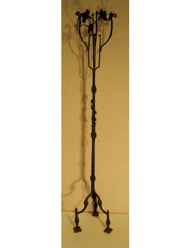Non-electrified Art Nouveau iron floor lamp