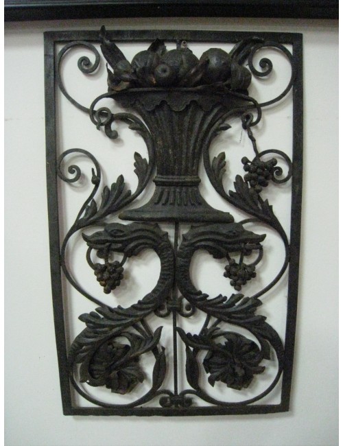 Small iron grating