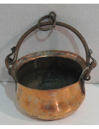 4 Copper pots of different sizes