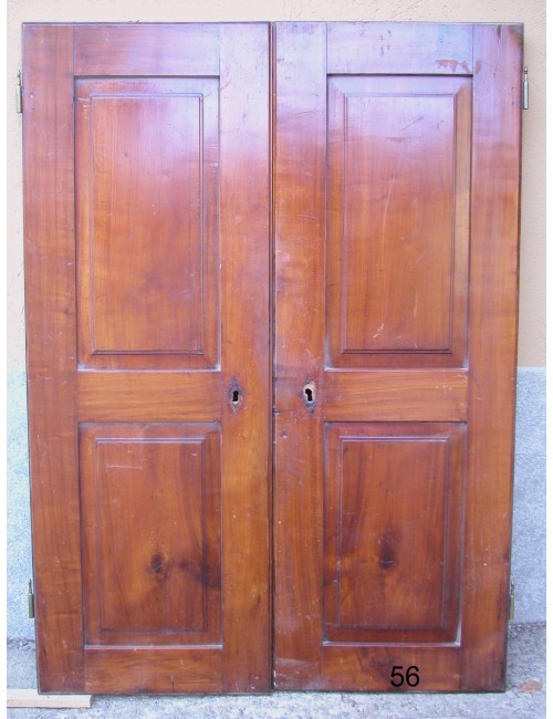 2-panel cherry façade to be restored