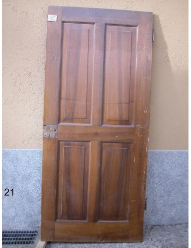 Walnut multi-mirror doors for restoration