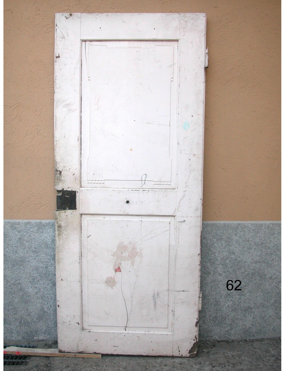 Walnut door with 2 plain panels in need of restoration Walnut door with 2 plain panels in need of restoration