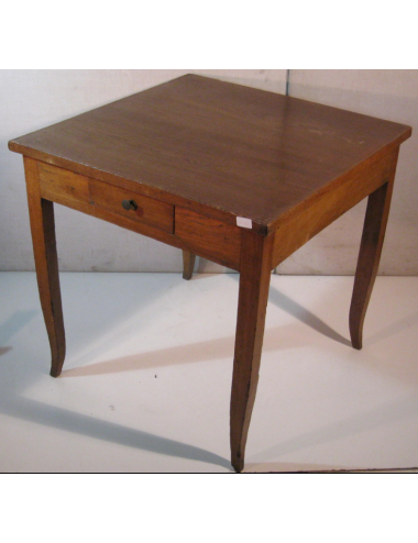 Tavolino quadrato in legno tinto noce con cassetto