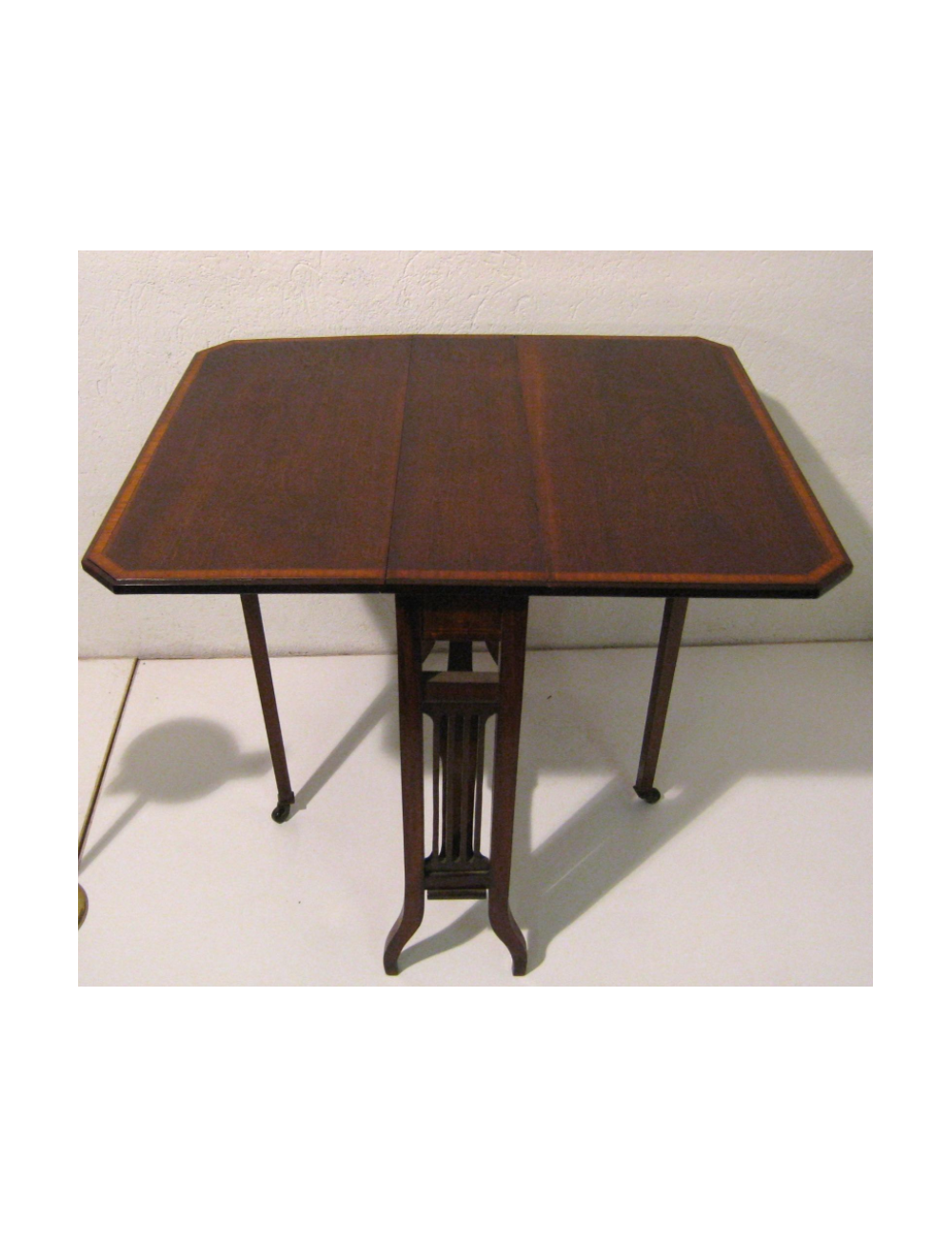 Coffee table Coffee table