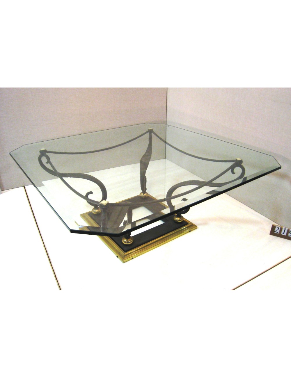 Coffee table Coffee table