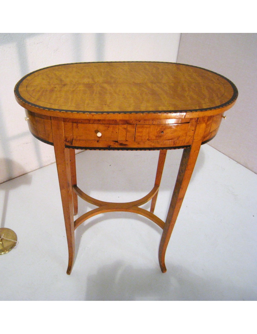 Coffee table Coffee table