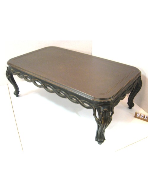Tavolino moderno con piano in legno laccato nero, fasce traforate