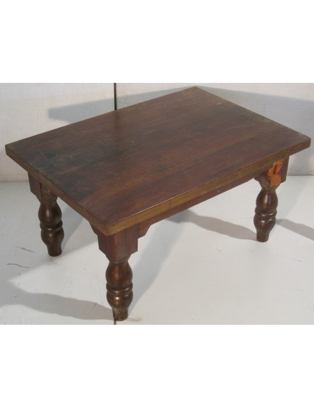 Modern walnut rectangular coffee table Modern walnut rectangular coffee table