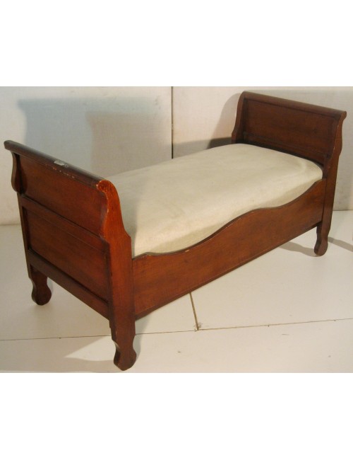 Small walnut boat bed