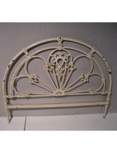 Iron beds (1 sing+ 1 cradle) headboard only