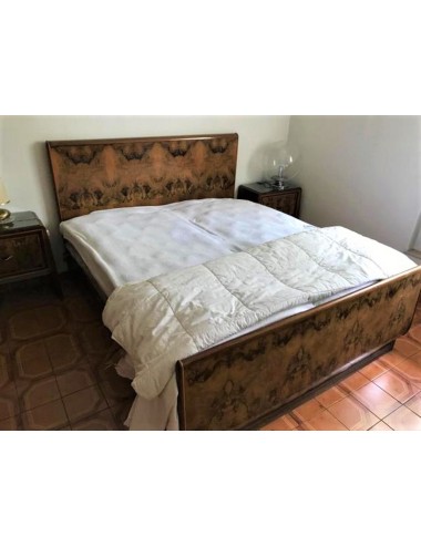 Mattress bed with headboard and footboard in briarwood