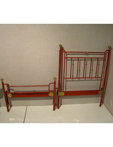 Red lacquered bed - single - modern brass knobs