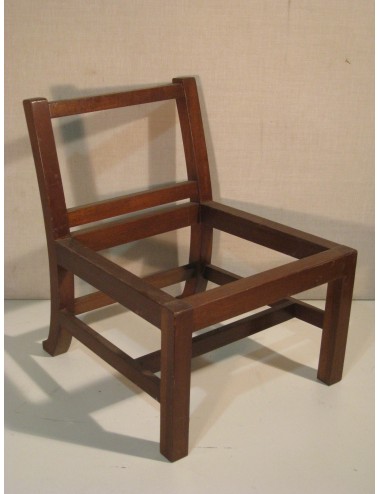 2 modern L66 armchair drums