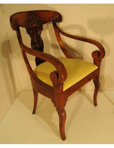 Poltrona comoda italiana in noce con sedile imbottito 1830