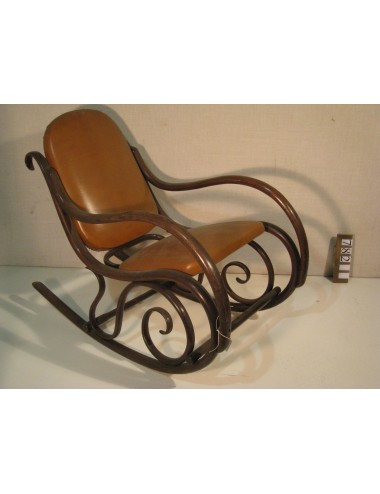 Dondolo Thonet con sedile e schienale imbottiti in pelle, faggio curvato