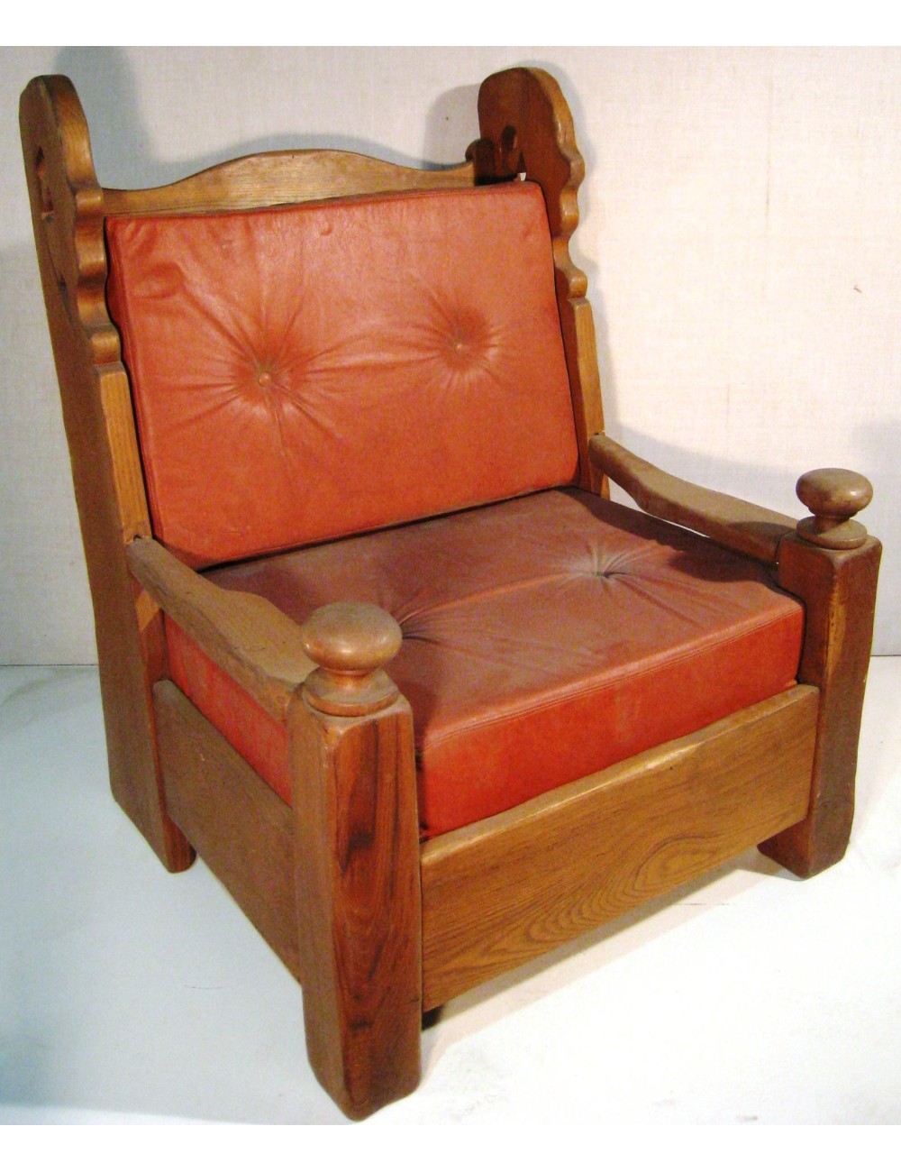 2 modern red leather armchairs 2 modern red leather armchairs