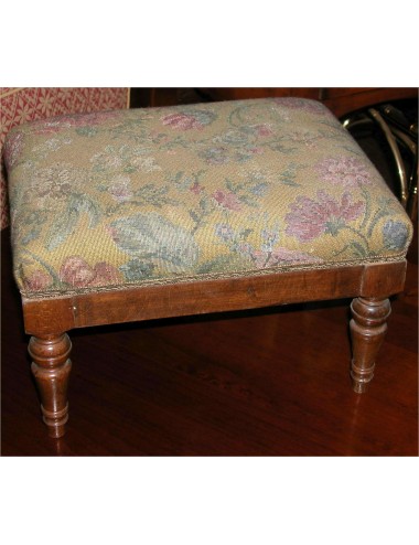 Padded footrest