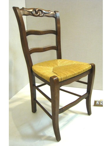 Sedia in legno di noce con sedile in paglia e traversa schienale con nodo. Stile Luigi Filippo