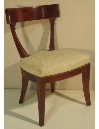 2 dining chairs L13