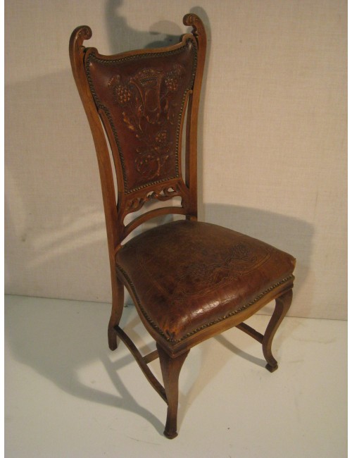 6 red leather chairs