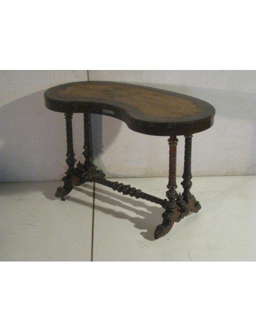 Small desk
