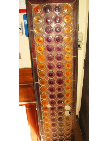 2-panelled glass window