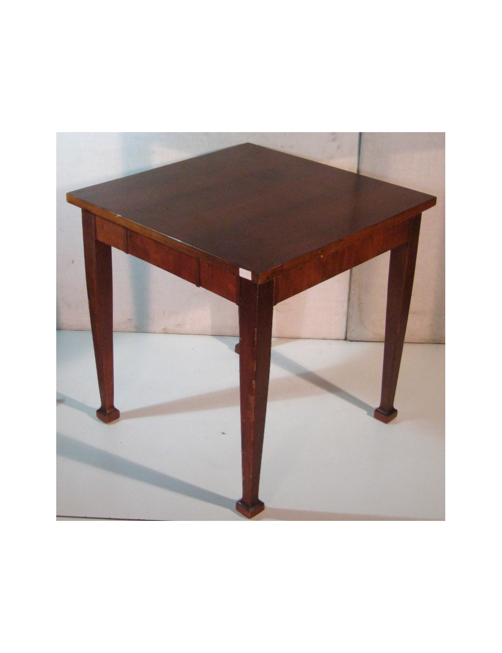 Tavolo in legno tinto noce, epoca '800 Tavolo in legno tinto noce, epoca '800