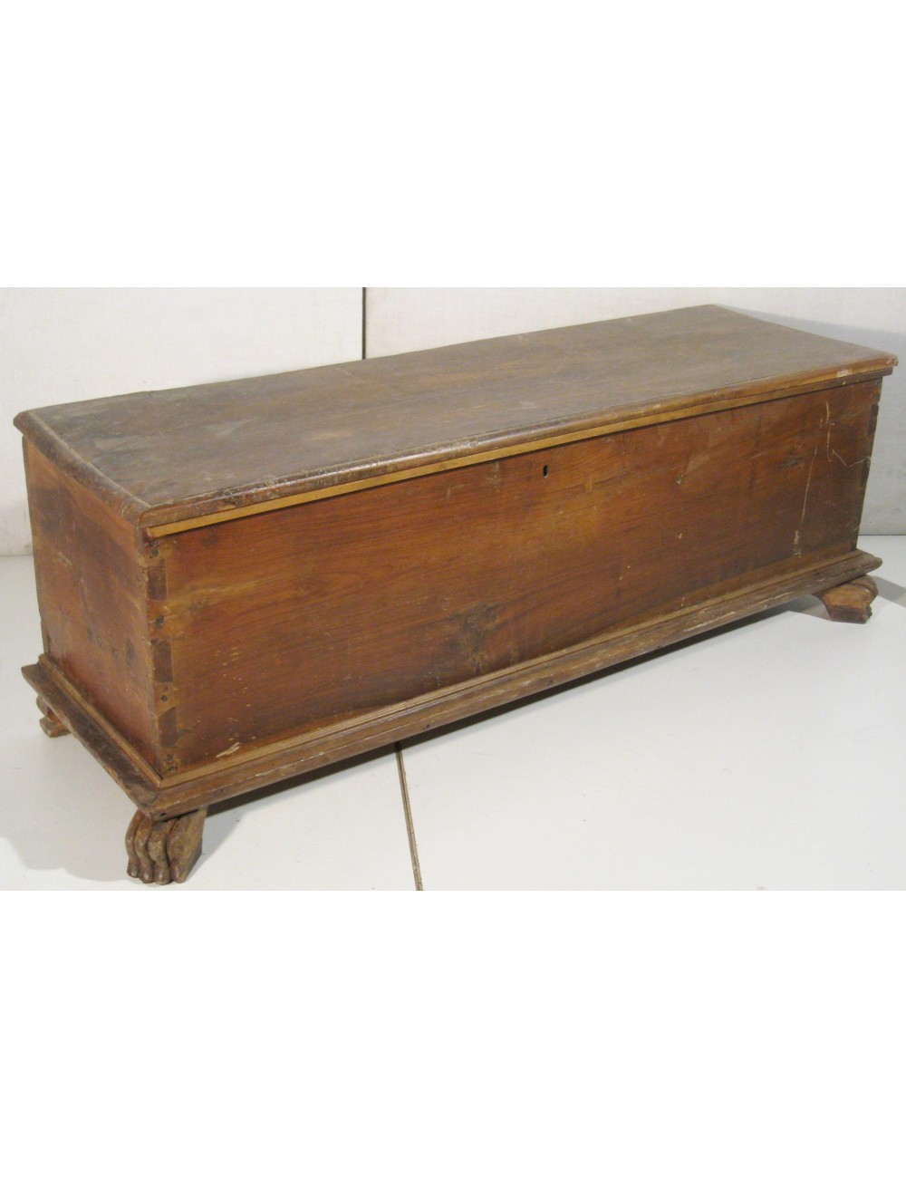 Early 18th century walnut chest Early 18th century walnut chest