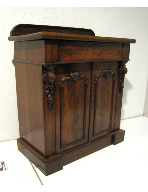 Credenza Vittoriana in mogano e piuma di mogano a due ante con cassetto