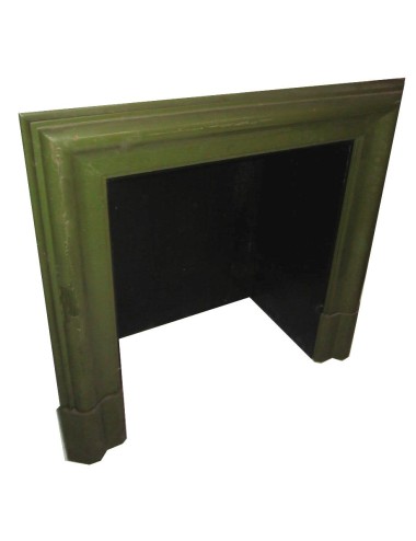 L 195 - Green lacquered fireplace