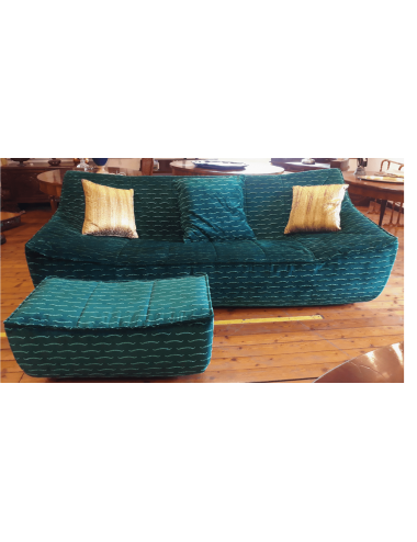 250x105p cm sofa + pouff in relation