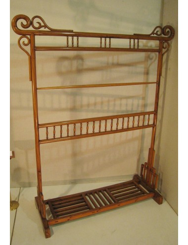 Elm coat rack
