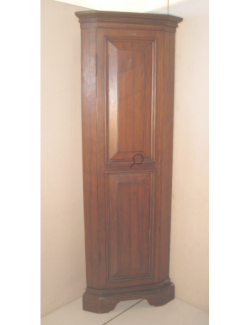 Angoliera moderna in legno tinto noce