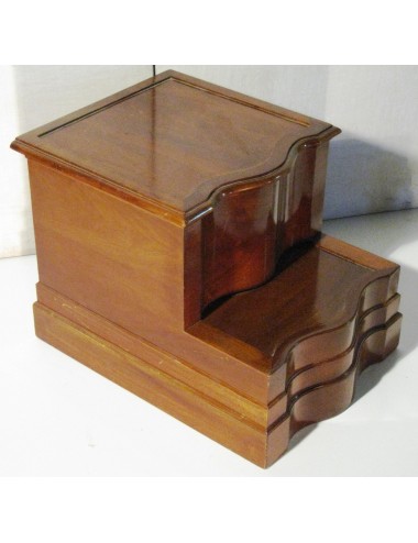 L 116 - modern ladder bedside table