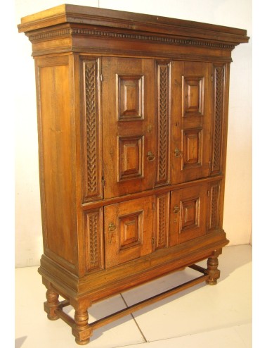 Sideboard / Wardrobe