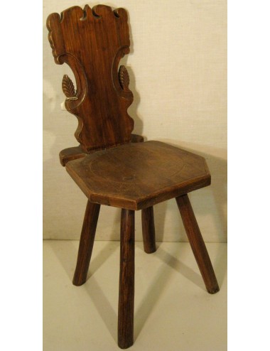 Hexagonal seat stool