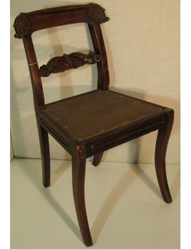 2 chairs leather seat