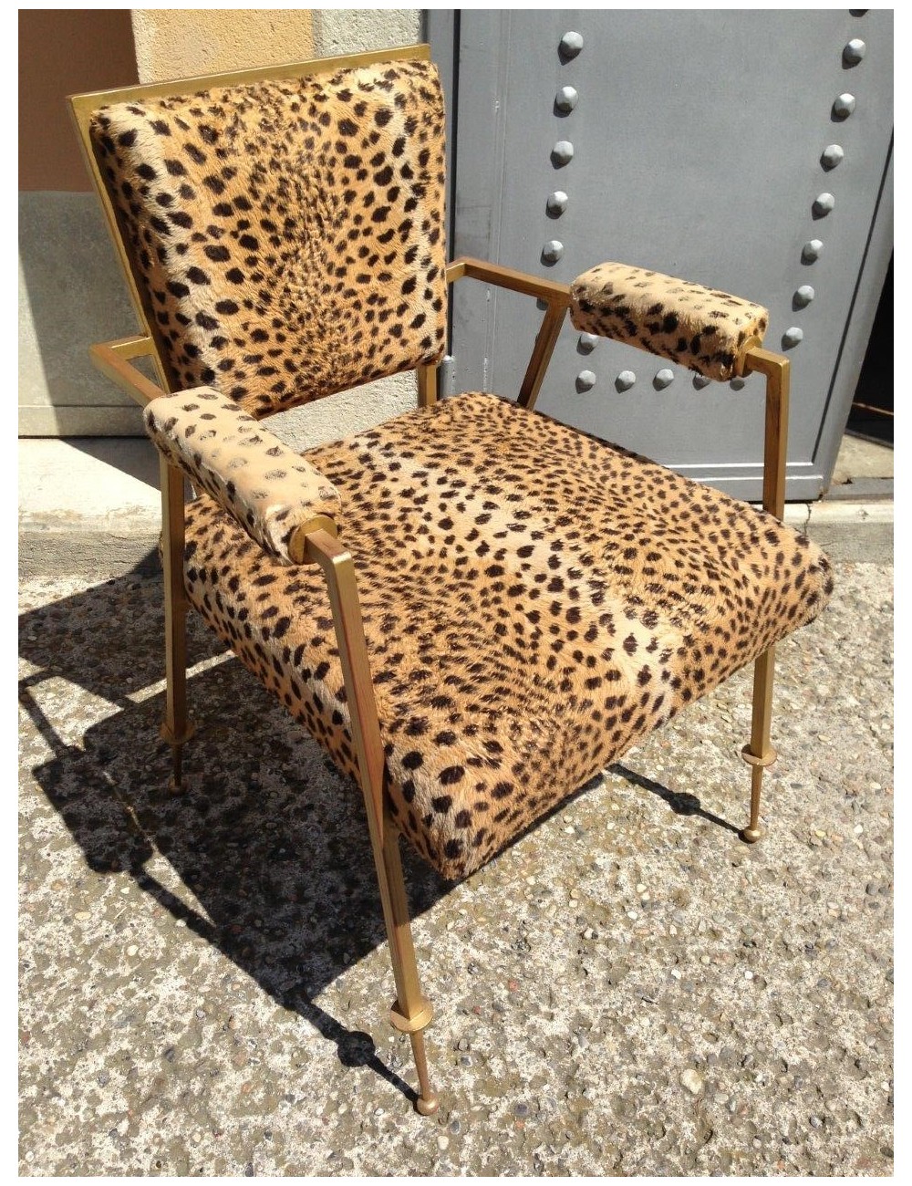 Iron armchair with modern gold finish armrests - excl. fabric Iron armchair with modern gold finish armrests - excl. fabric